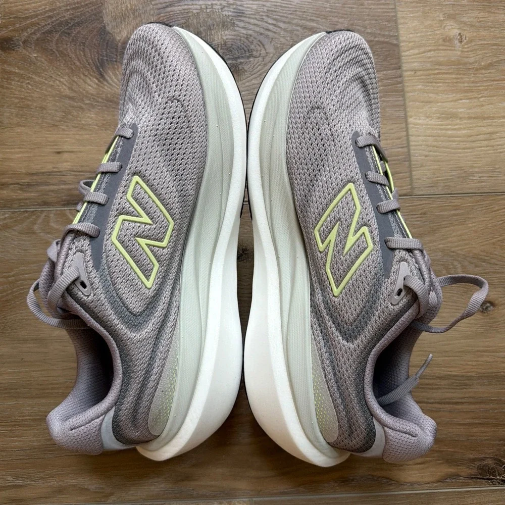 New Balance Womens 1080 v13 Fresh Foam Mesh 9 D Wide Purple Running Shoes Gym
